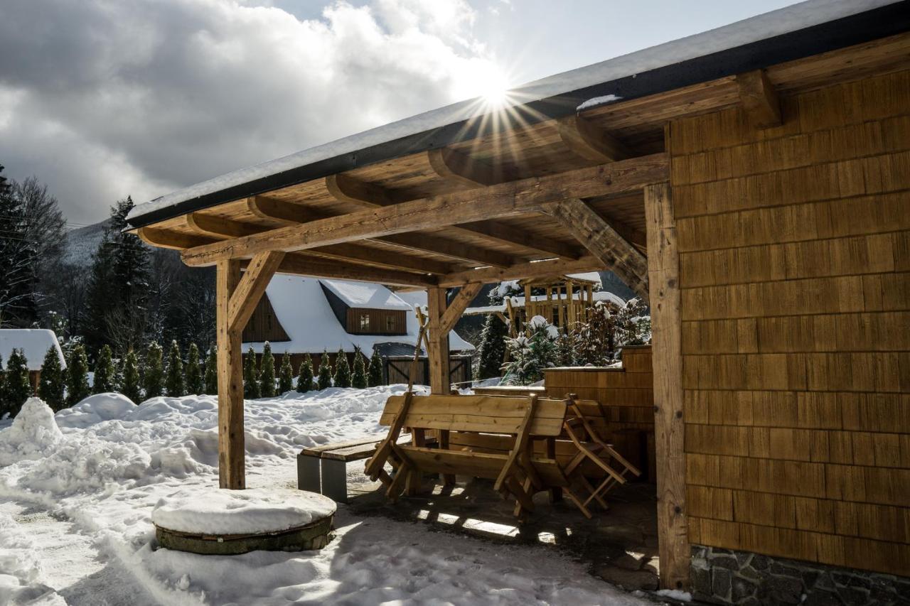 Desny Kout Villa Kouty Exterior photo